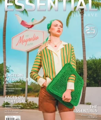retro chic essentials